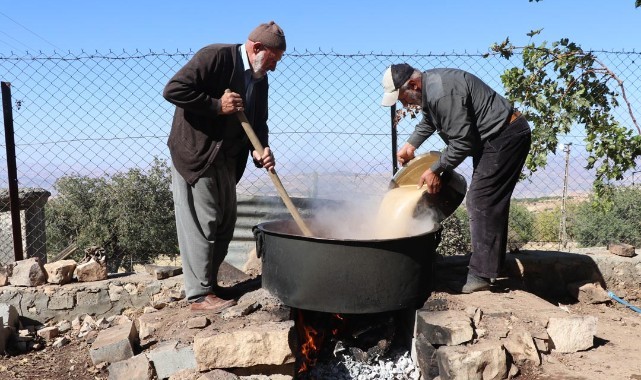 Siirt'te tescilli "Tillo heriresi" geleneksel yöntemlerle yapılıyor