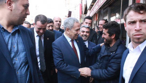 Arınç, AK Parti’ye destek için Urfa’da