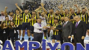 Fenerbahçe Kupasını Aldı