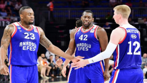 Anadolu Efes Finalde