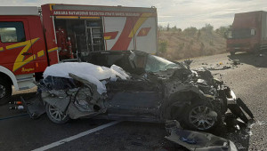 Ankara'da feci kaza: 3 ölü, 3 yaralı