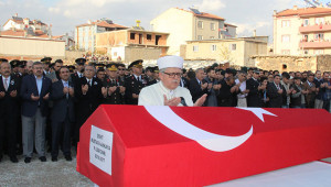 Şehit Akkaya son yolculuğuna uğurlandı