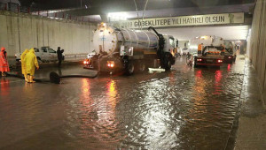 Urfa kuvvetli yağışın etkisine giriyor