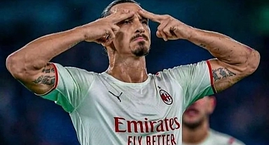 Ibrahimovic, 1 yıl daha Milan'da!