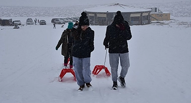 "Güneydoğu'nun Uludağ"ında kayak keyfi