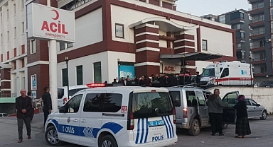 Hafif ticari aracın çarptığı çocuk öldü