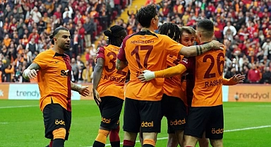 Galatasaray'da derbide hedef 3 puan