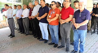 Görünmez kaza kurbanı pilotun cenazesi Adana'da toprağa verildi