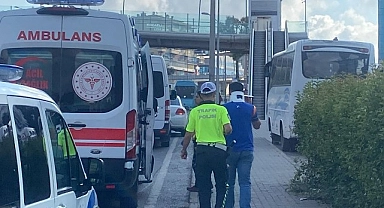 İşçi servisi ile kargo midibüsü çarpıştı: 4 yaralı