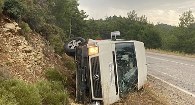 Personelleri taşıyan minibüs kaza yaptı! Çok sayıda yaralı