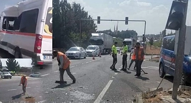 Şanlıurfa'da tır ile servis minibüsü çarpıştı: 7 öğretmen yaralandı