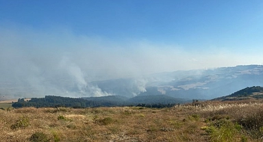 Çanakkale’de 18 saattir orman yangını sürüyor