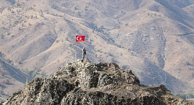 Bakan Yerlikaya açıkladı! Teker teker teslim oldular