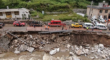 Çin’de sel ve toprak kayması: 2 ölü, 16 kayıp