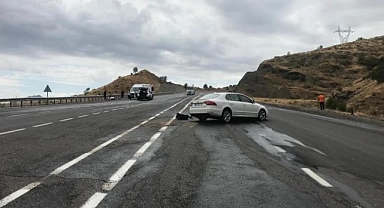 Bingöl'de trafik kazası: 5 yaralı