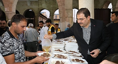 Haliliye Belediyesinden binlerce kişiye tirit ikramı