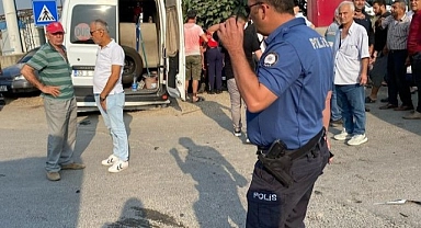 İşçi servisi ile otomobil çarpıştı: 15 yaralı