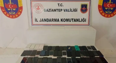 Gümrük kaçağı cep telefonu ele geçirildi: 1 gözaltı