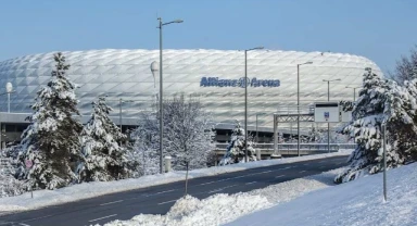 Bayern Münih - Union Berlin maçına kar engeli