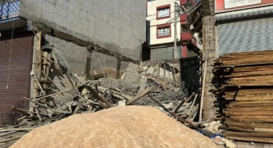 Beton dökümü sonrası inşaat çöktü: 1’i ağır 2 yaralı