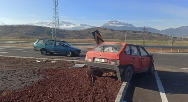 Konya’da otomobiller çarpıştı: 4 yaralı