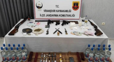 Viranşehir'de iş yerine operasyon:8 gözaltı