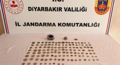 Diyarbakır’da 130 adet tarihi obje ele geçirildi