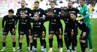 Galatasaray'da 3 değişiklik