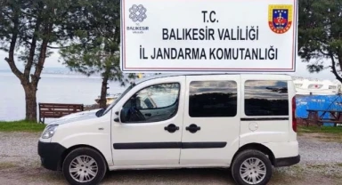 Çok sayıda düzensiz göçmen ve 2 organizatör yakalandı