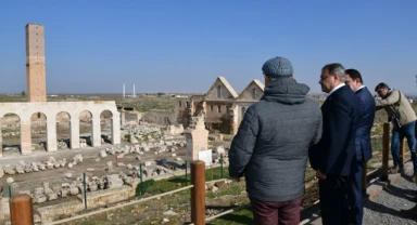 Vali Şıldak Harran’da talepleri dinledi