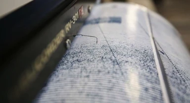 Dünyada her yıl yaklaşık 500 bin deprem yaşanıyor