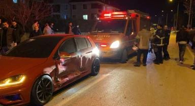 İki otomobil ve motosiklet çarpıştı: 1 ölü, 1 ağır yaralı