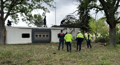 Metro Turizm otobüsü kaza yaptı: 11 yaralı