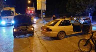 Gölbaşı'nda otomobiller çarpıştı: 1 yaralı