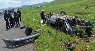 Kars’ta trafik kazası 1’i ağır 2 yaralı