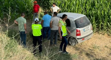 Konya’da otomobil şarampole uçtu: 2 yaralı