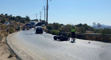 Otomobil ve motosiklet kafa kafaya çarpıştı: 1 ölü