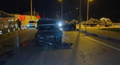 Karaman'da otomobiller çarpıştı: 1 ölü, 5 yaralı