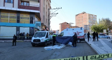 Beton pompa aracının çarptığı yaşlı adam hayatını kaybetti