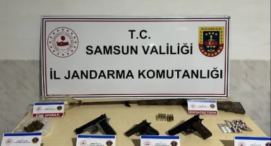 Jandarma, uyuşturucu ve silah ele geçirdi