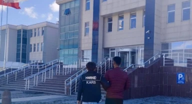 Otomobil tavanına saklanan uyuşturucu Şila’ya takıldı