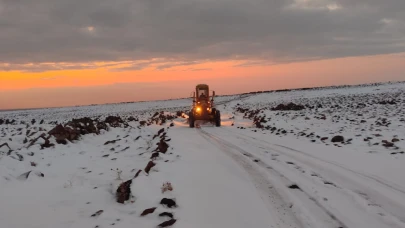 Şanlıurfa’da kar nedeniyle kapanan yollar ulaşıma açıldı!