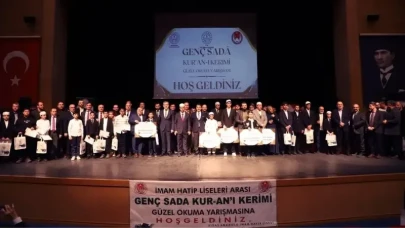 Şanlıurfalı öğrenci Kur'an-ı Kerim yarışmasında üçüncü oldu