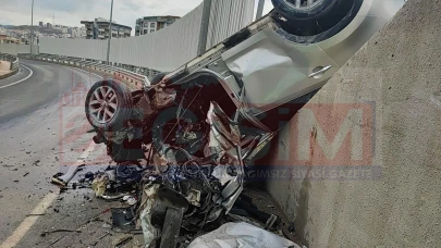 Şanlıurfa’da feci trafik kazası: 1’i ağır 3 yaralı