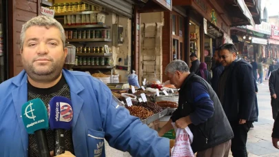 Şanlıurfa’da hurma tezgâhları Ramazan’a hazır