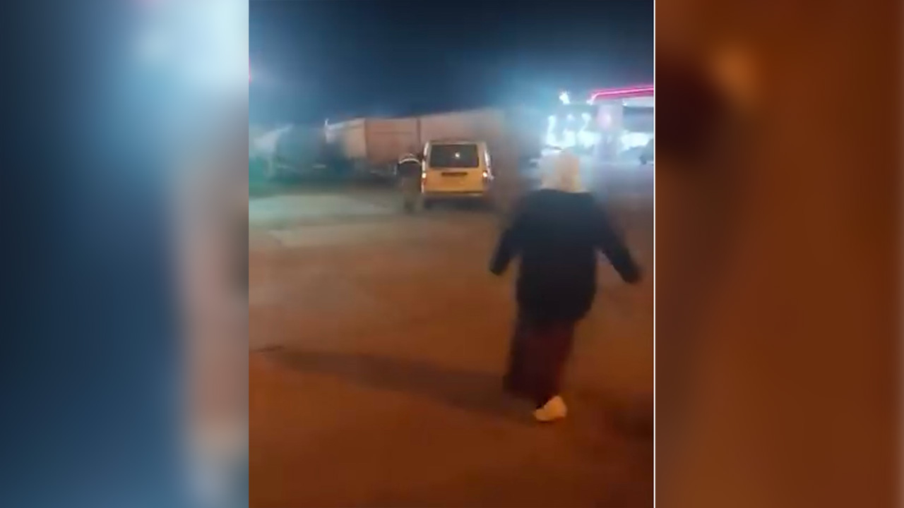 Şanlıurfa’da sürücünün yardımına jandarma koştu