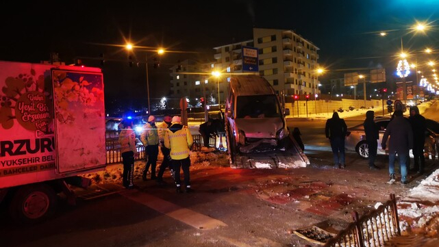 Erzurum'da Feci Kaza: 7 Yaralı