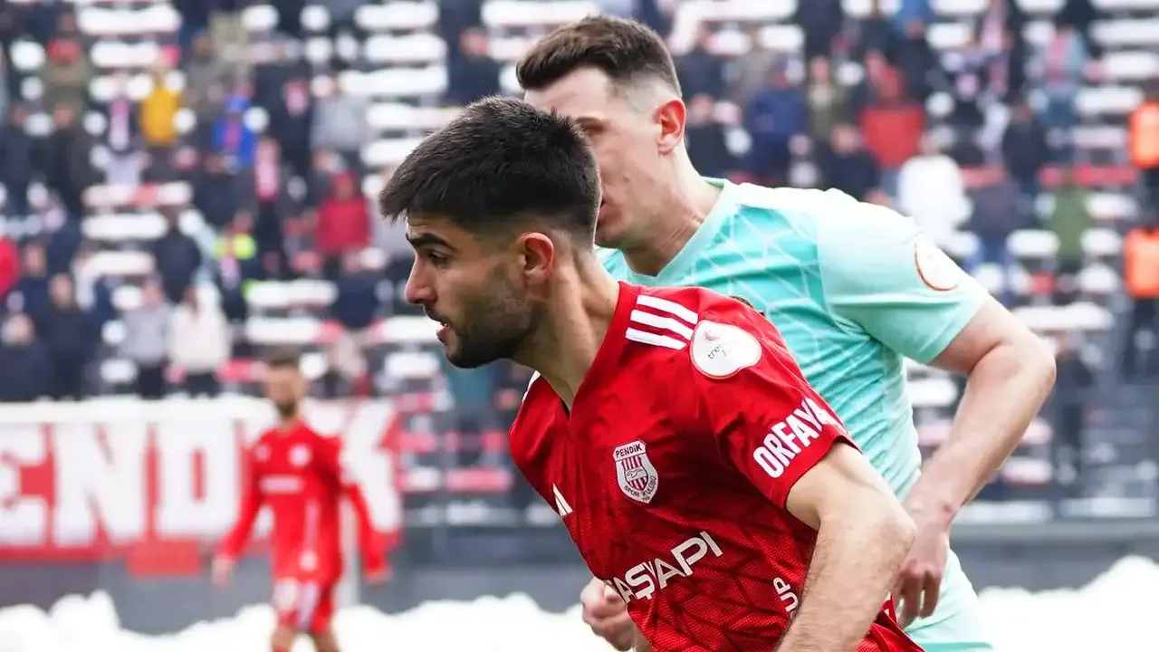 Pendikspor - Erokspor maçında 4 gol atıldı!