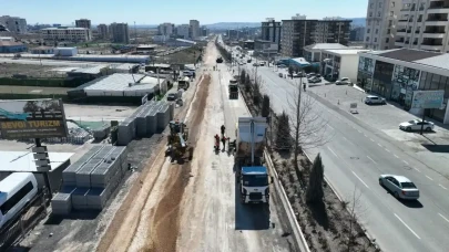 Şanlıurfa’da Maşuk TOKİ yolunda asfalt hazırlığı