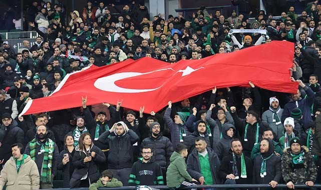 Kocaeli’de Amedspor taraftarı saatlerce bekletildi!